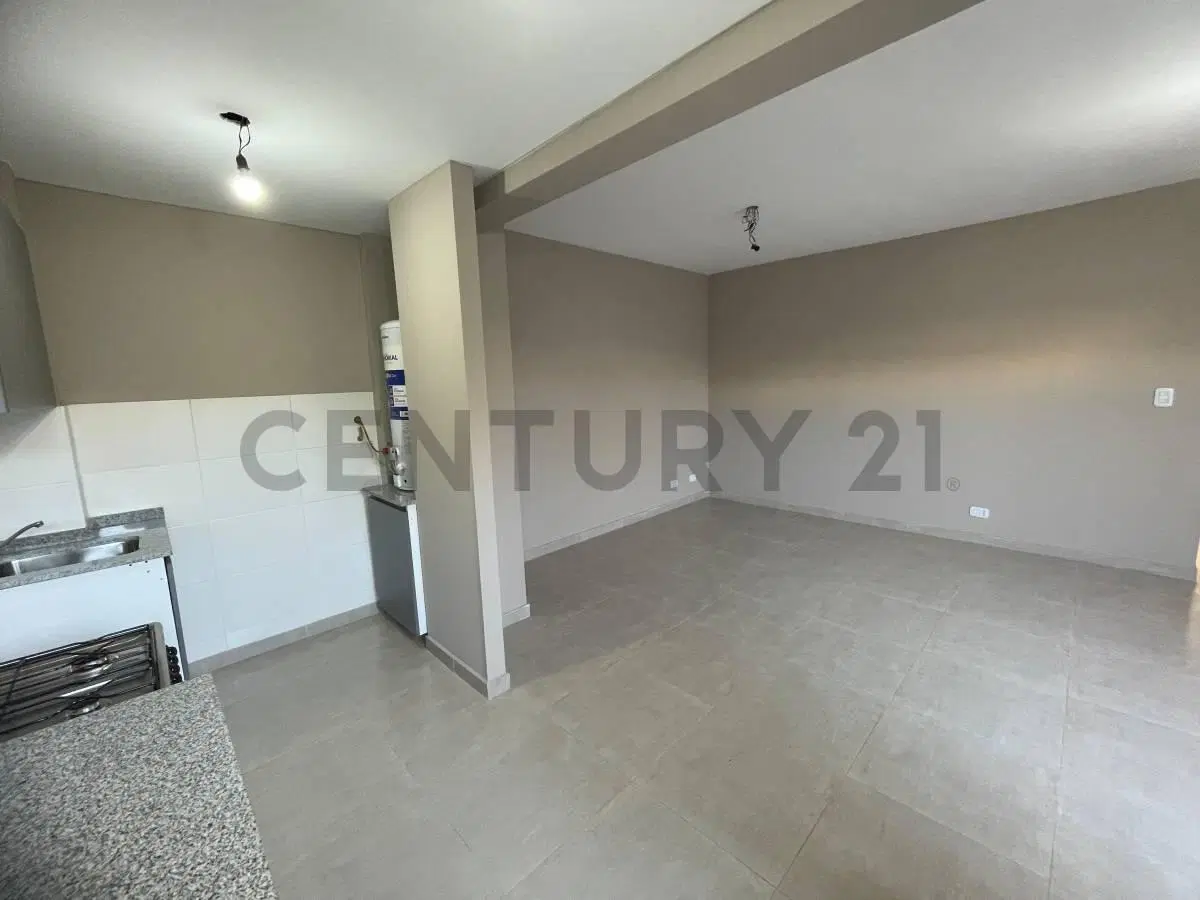 Alquilo Departamemto 1 Dormitorio con cochera 3