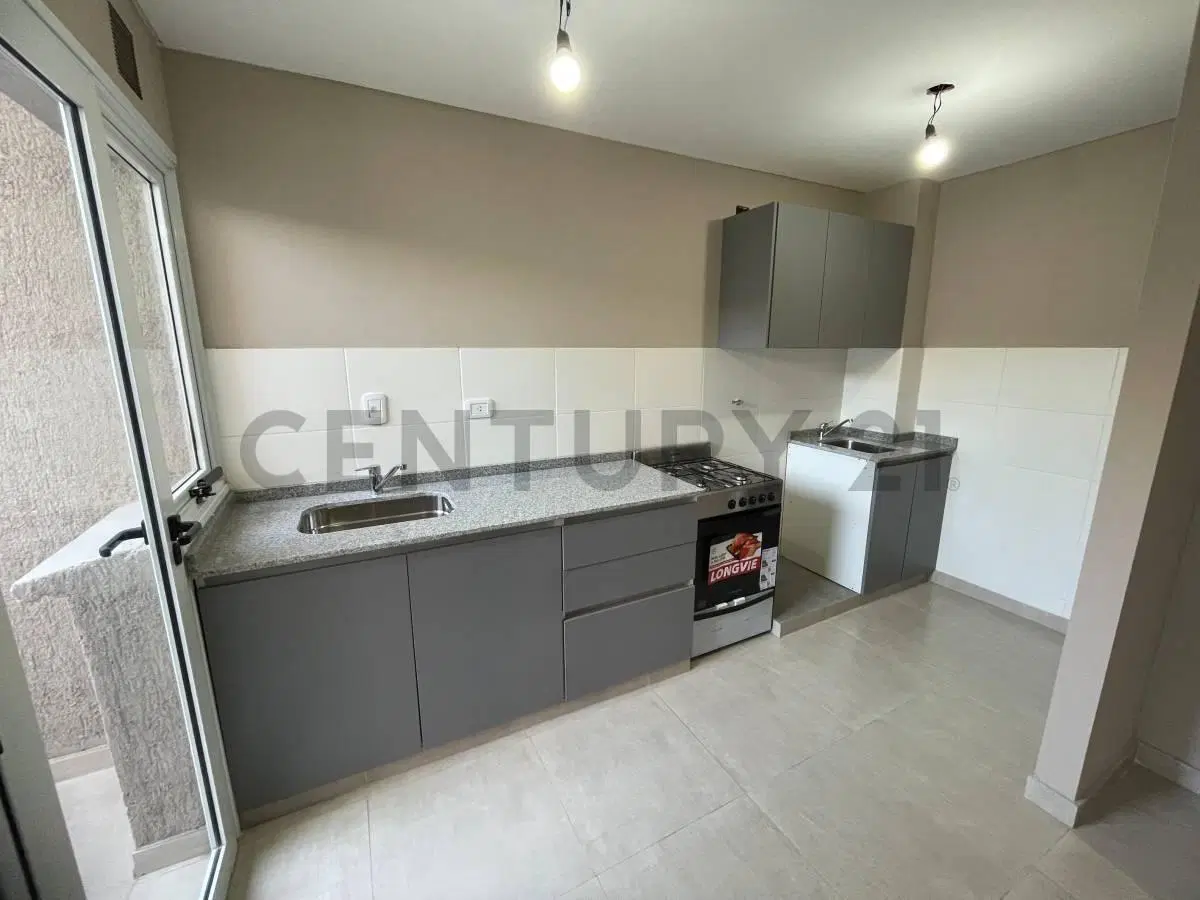 Alquilo Departamemto 1 Dormitorio con cochera 2
