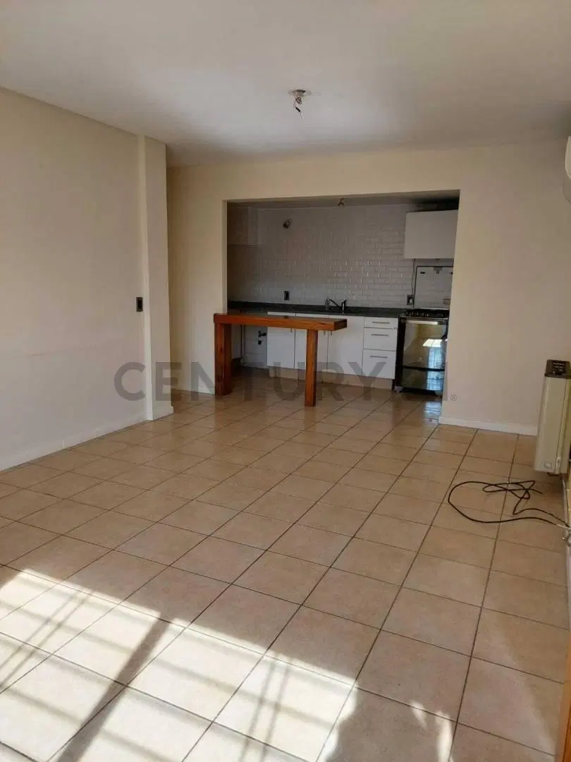 DEPARTAMENTO 5TA SECCION - ALQUILER 2