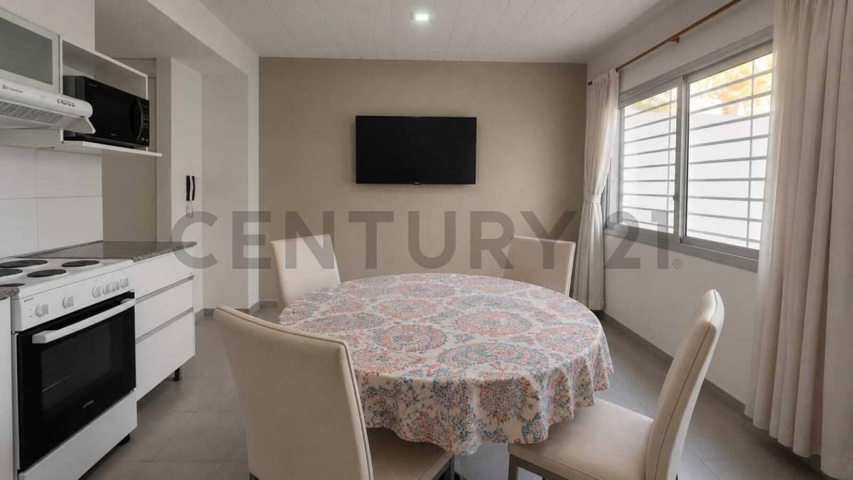 Foto de OPORTUNIDAD DEPARTAMENTO BARRIO BOMBAL CON COCHERA, imagen 5