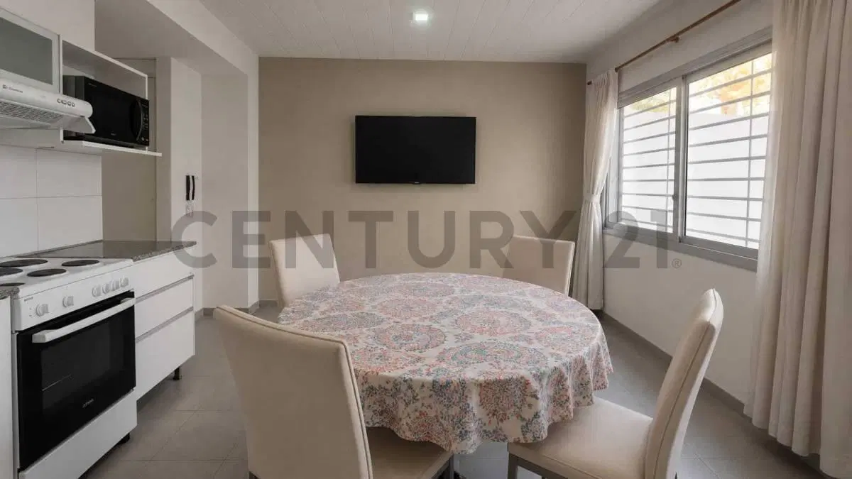OPORTUNIDAD DEPARTAMENTO BARRIO BOMBAL CON COCHERA 5