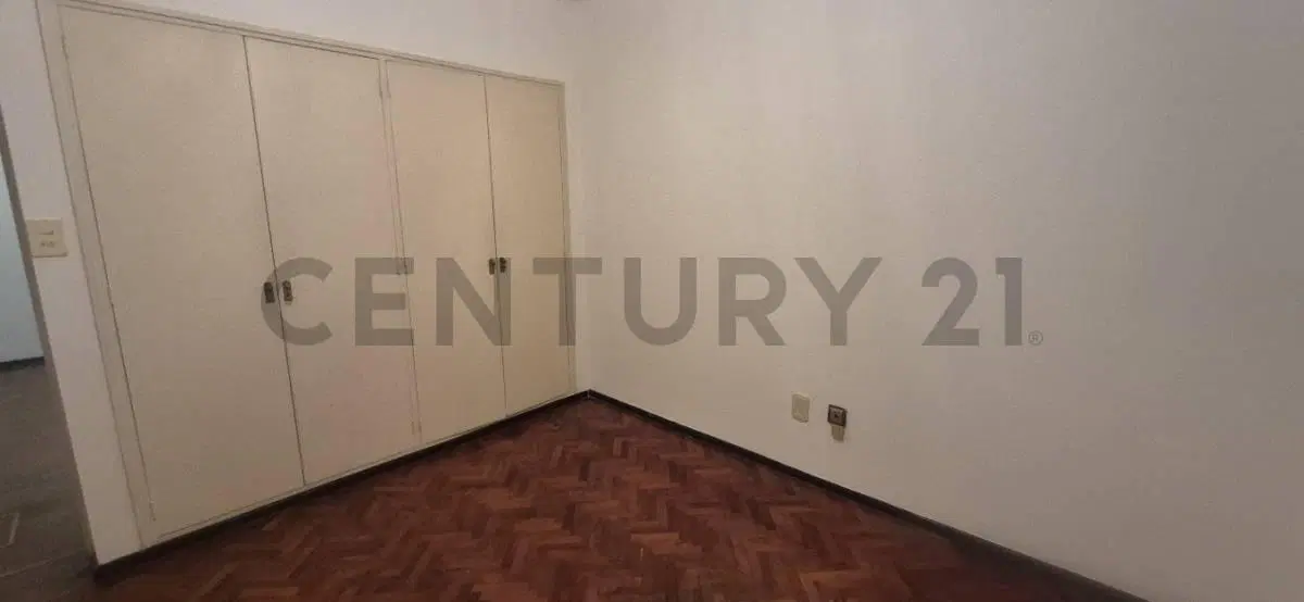 ALQUILER  Amplio Departamento / Oficina en Pleno Centro de Mendoza – Seguridad 24 hs   9 DE JULIO 2