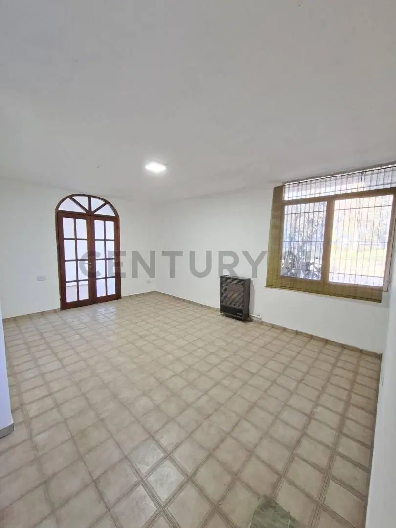 C21 Inmoandes VENDE CASA en B° Los Viajantes -DORREGO 2