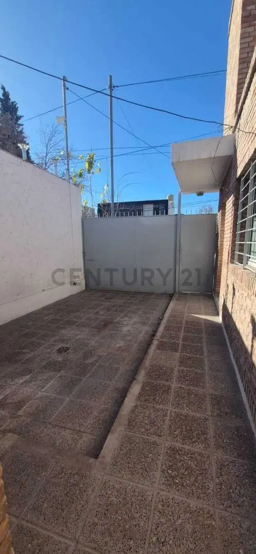 Casa en Alquiler – 25 de Mayo 3300, Ciudad de Mendoza 4