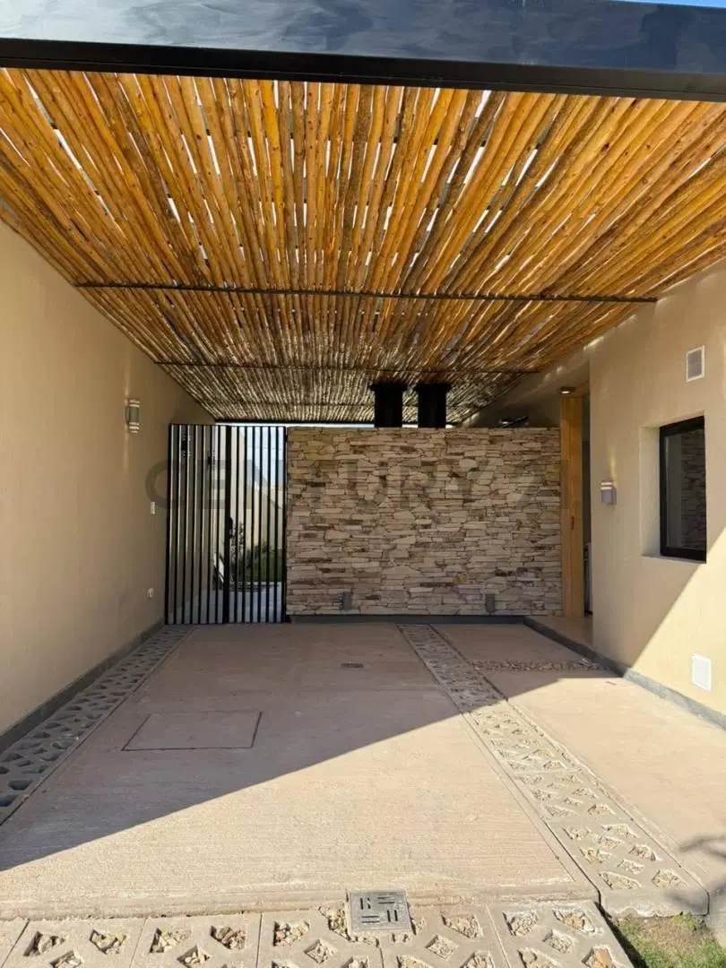 ALQUILER DE CASA A ESTRENAR EN BARRIO PRIVADO TERRAZAS PARK LULUNTA 8