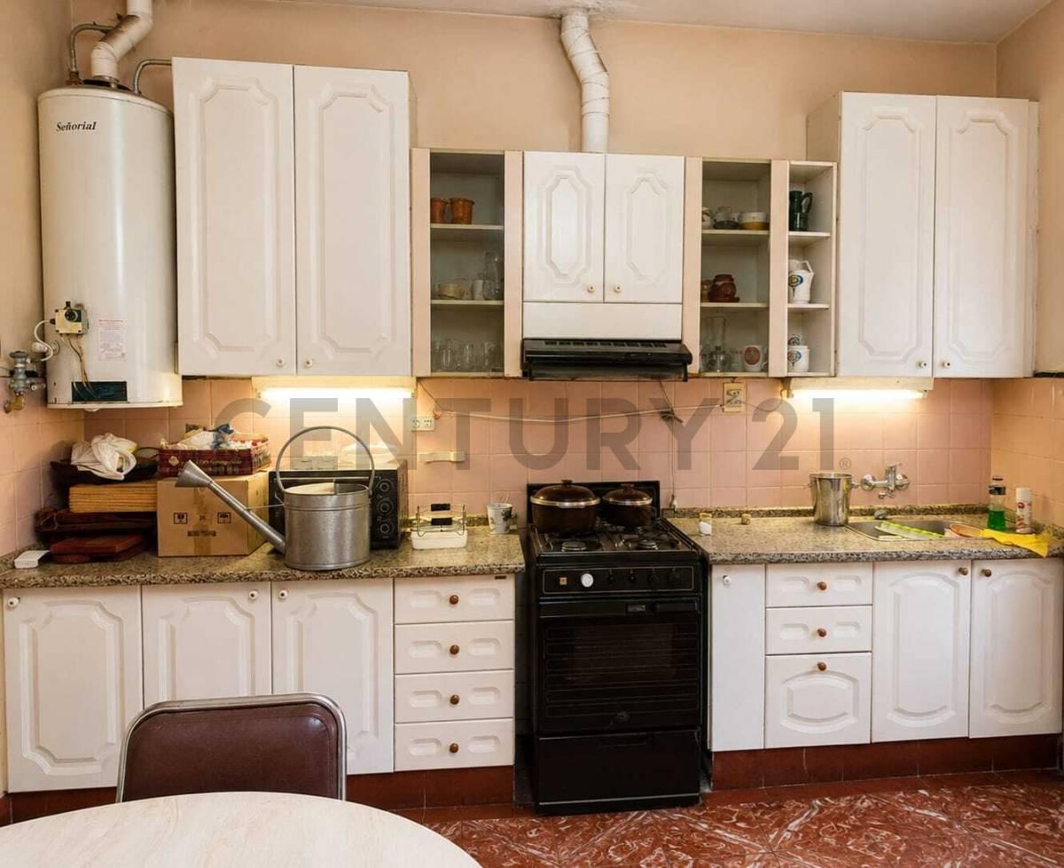 Foto de Venta Casa Esquina en Dorrego, imagen 3
