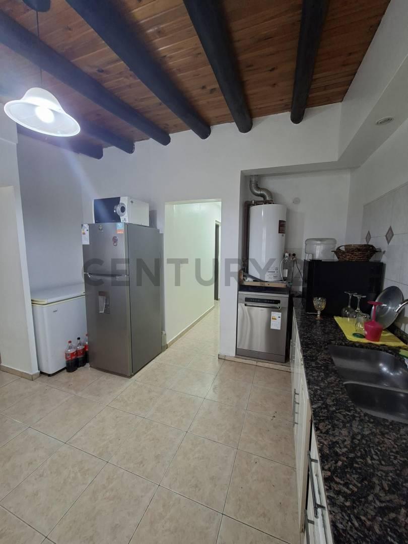 Foto de C21 INMOANDES VENDE HERMOSA CASA EN CARRODILLA, imagen 4