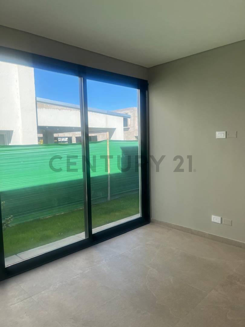 Foto de CASA PREMIUM EN VENTA BARRIO PRIVADO "TIERRAS ALTAS"LUJAN DE CUYO, imagen 1