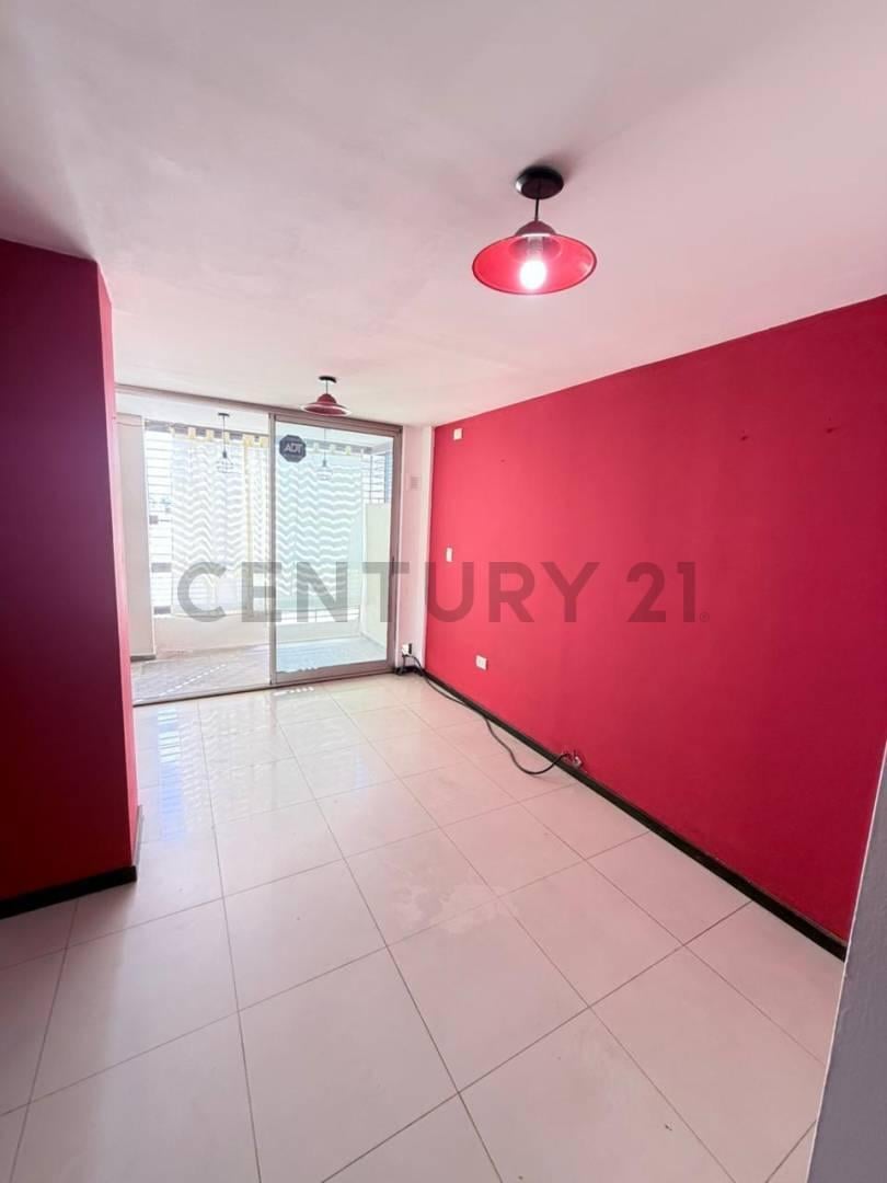 Foto de VENTA DE DEPARTAMENTO EN EDIFICIO LIBERTADOR, imagen 2