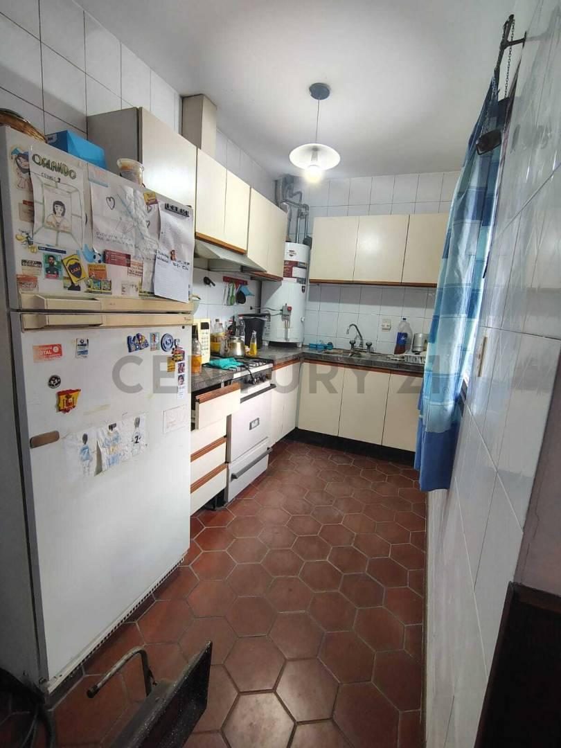 Foto de EXCELENTE CASA EN CALLE MAIPU DE CIUDAD MENDOZA + CASA INDEPENDIENTE, imagen 5