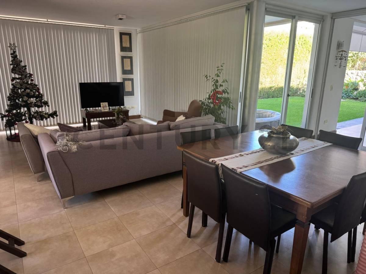 Foto de Casa moderna Barrio Dalvian, imagen 4