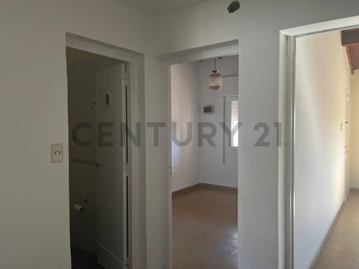 Foto de CASA EN VENTA BARRIO SANTA ANA GUYMALLEN, imagen 4