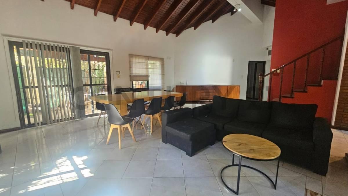Foto de OPORTUNIDAD CASA más DEPARTAMENTO BARRIO EL HUERTO, imagen 4