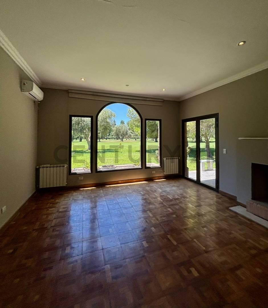 Foto de Casa en el Prestigioso Barrio CLUB DE CAMPO, imagen 1