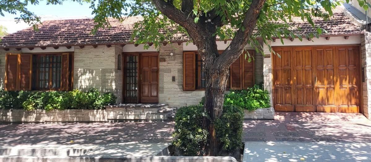 Foto de CASA EN VENTA EN QUINTA SECCION CIUDAD DE MENDOZA, imagen 1
