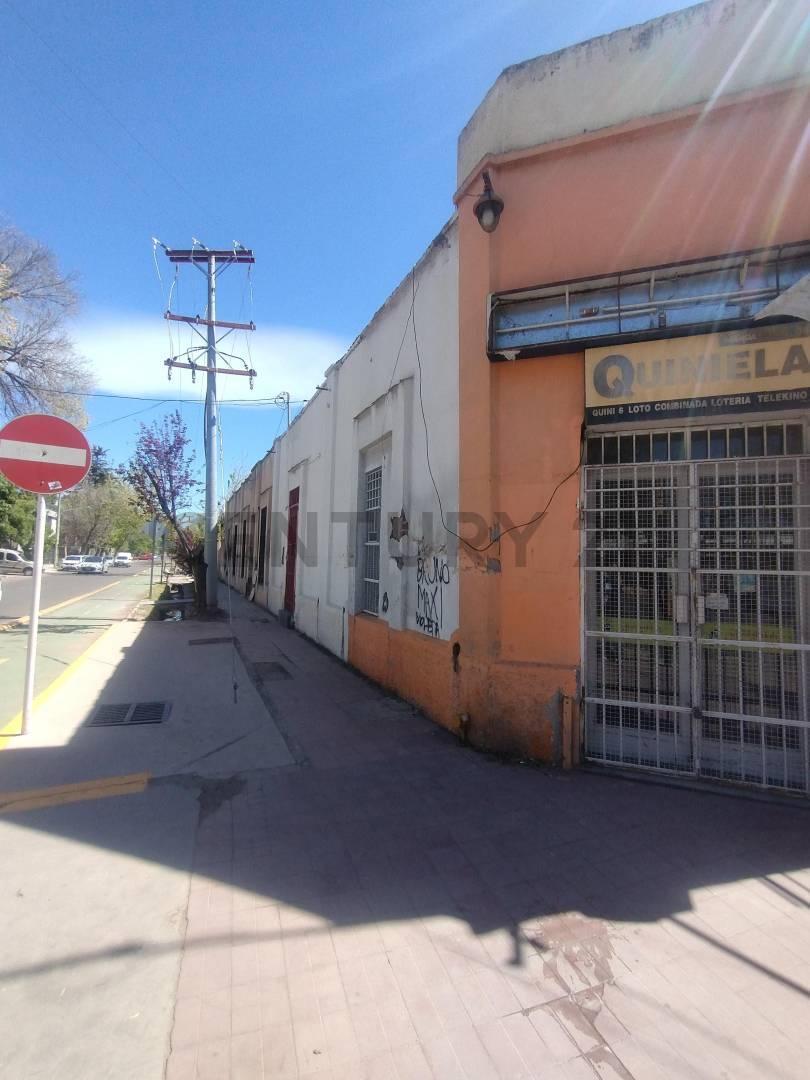 Foto de TERRENO estratégico para desarrollo inmobiliario sobre Av.San Martín, imagen 1