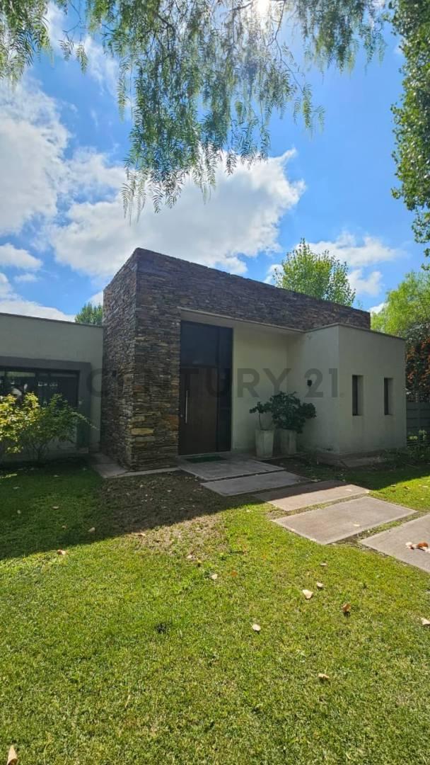 Foto de CASA EN VENTA BARRIO PRIVADO TERRUÑOS DE ARAOZ 1, imagen 4