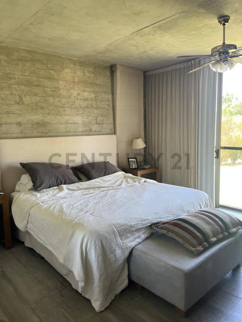 Foto de CASA EN VENTA EN EXCLUSIVO BARRIO LA VACHERIE, imagen 4