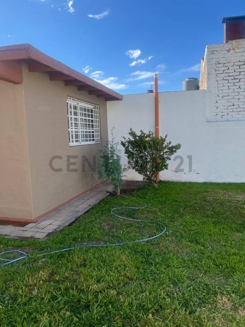 Foto de CASA EN VENTA BARRIO SANIDAD CIUDAD DE MENDOZA, imagen 3