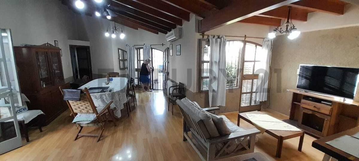 Foto de Casa 4 dormitorios, 2 baños, cochera, imagen 4