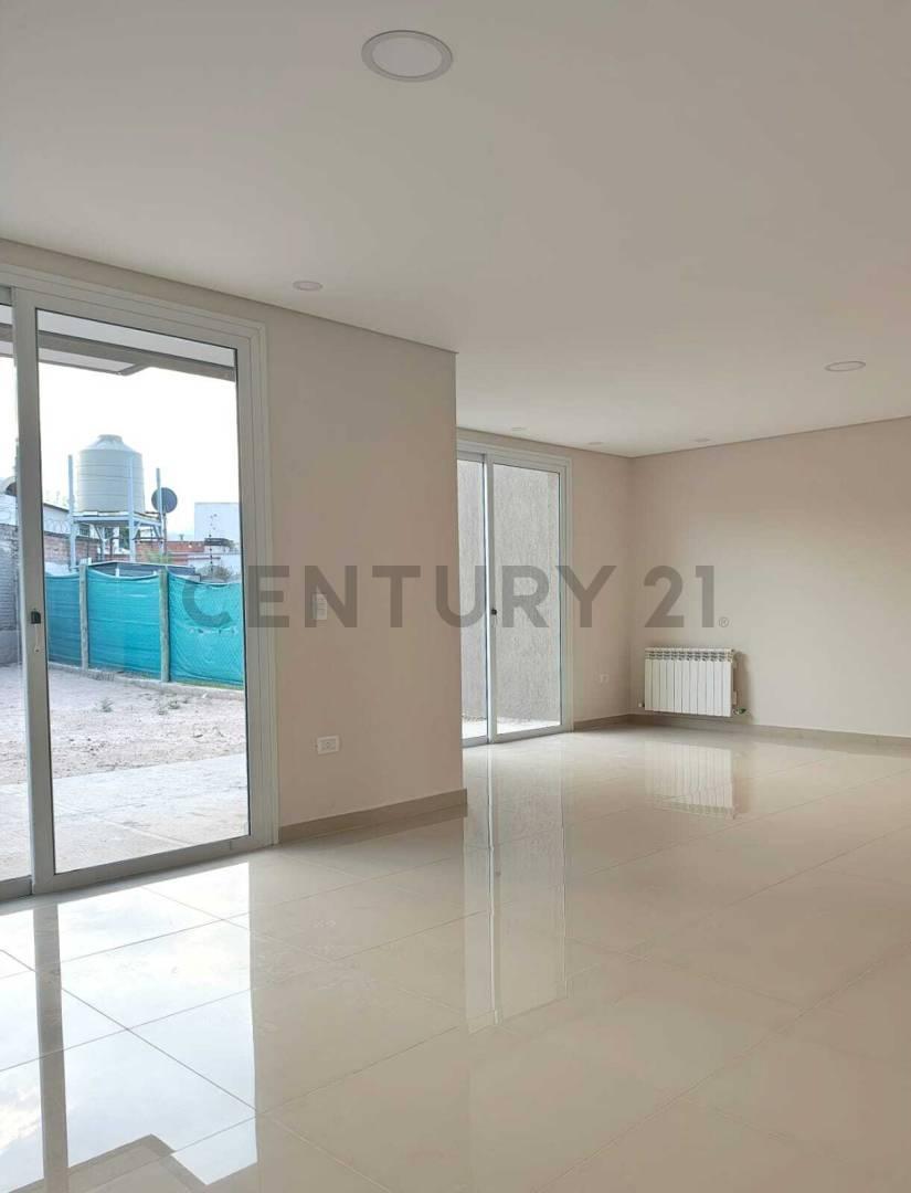 Foto de CASA EN VENTA A ESTRENAR EN BARRIO PRIVADO GODOY CRUZ, imagen 1