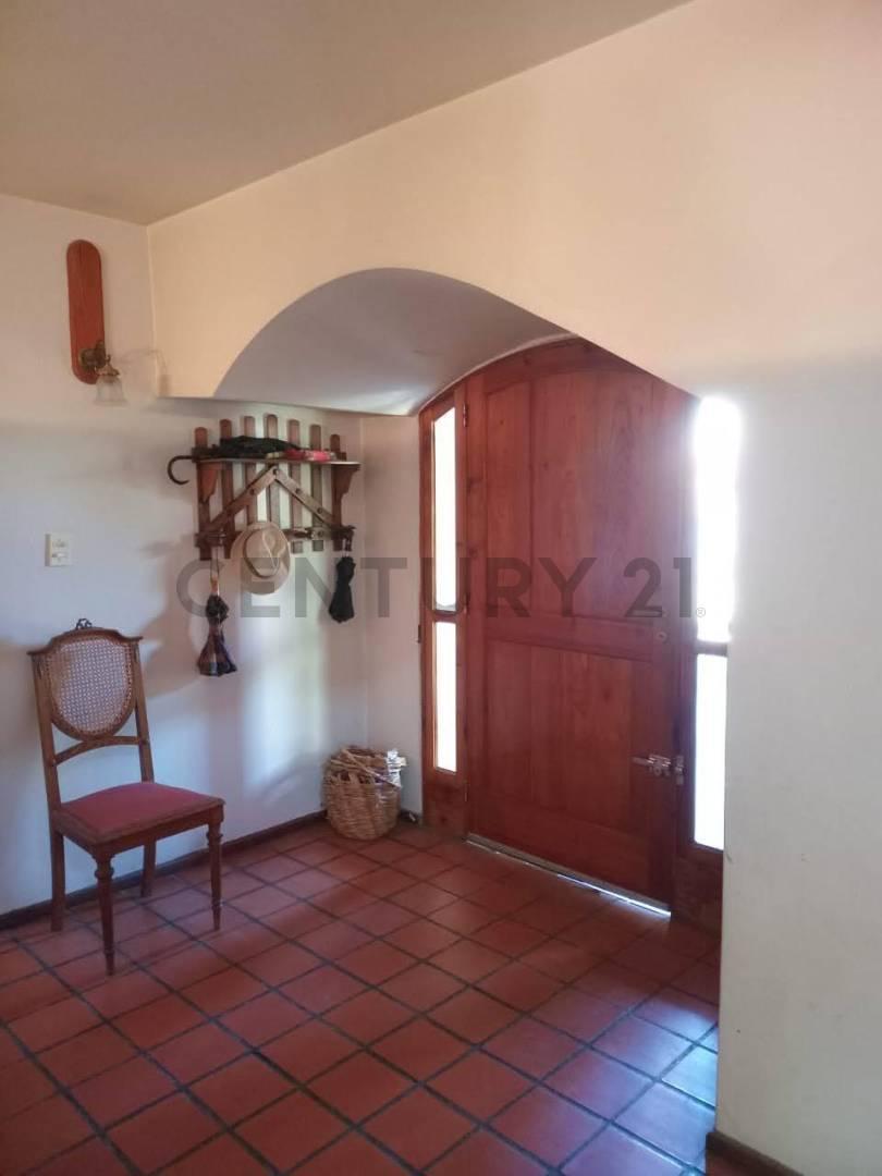 Foto de Amplia y hermosa casa en B° Huerto del Sol, La Puntilla, imagen 3
