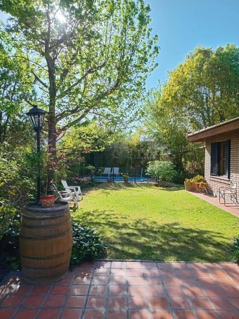 Foto de Amplia y hermosa casa en B° Huerto del Sol, La Puntilla, imagen 2