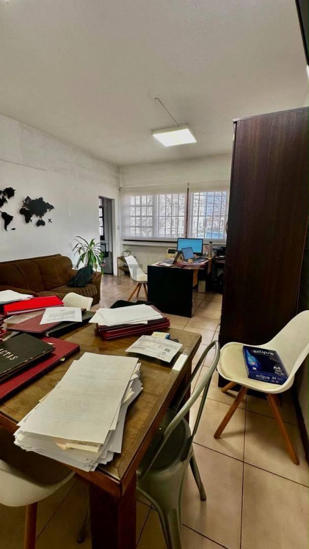 Foto de SALON COMERCIAL-EDIFICO DE OFICINAS.-GRAN OPORTUNIDAD, imagen 4