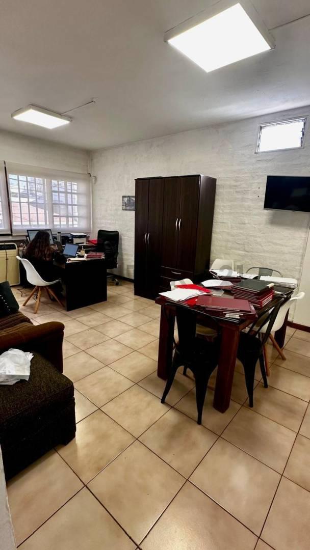 Foto de SALON COMERCIAL-EDIFICO DE OFICINAS.-GRAN OPORTUNIDAD, imagen 5