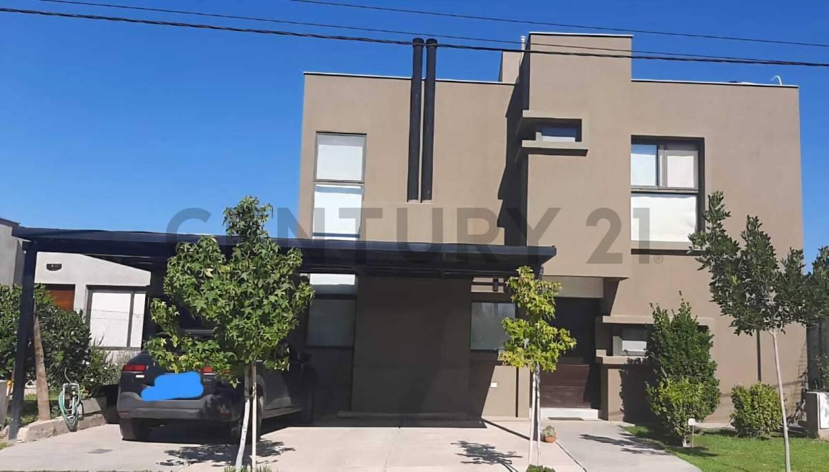 Foto de CASA EN VENTA BARRIO PRIVADO RINCON DE MITRE, MAIPU. APTA CREDITO, imagen 1