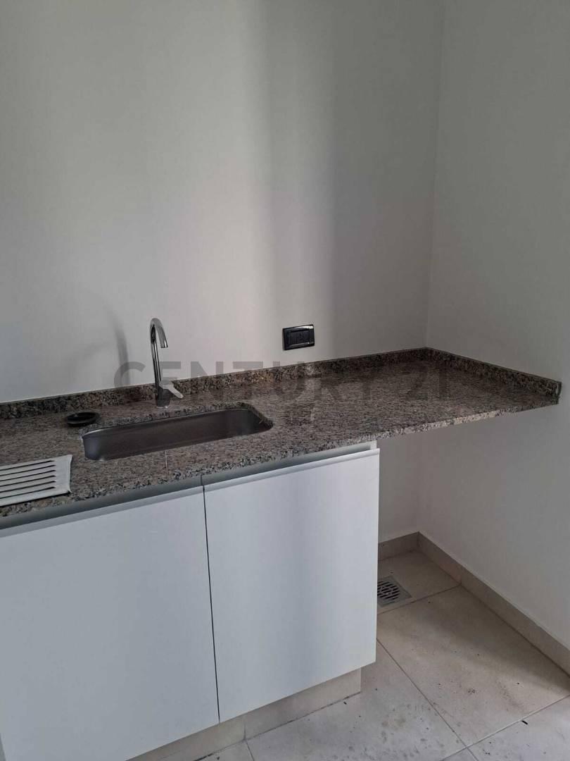 Foto de Exclusiva casa a estrenar de categoría en Barrio Privado La Bastilla, imagen 2