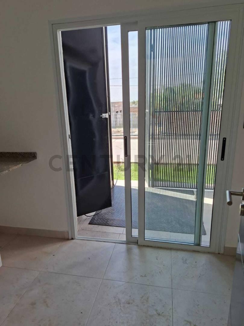 Foto de Exclusiva casa a estrenar de categoría en Barrio Privado La Bastilla, imagen 3