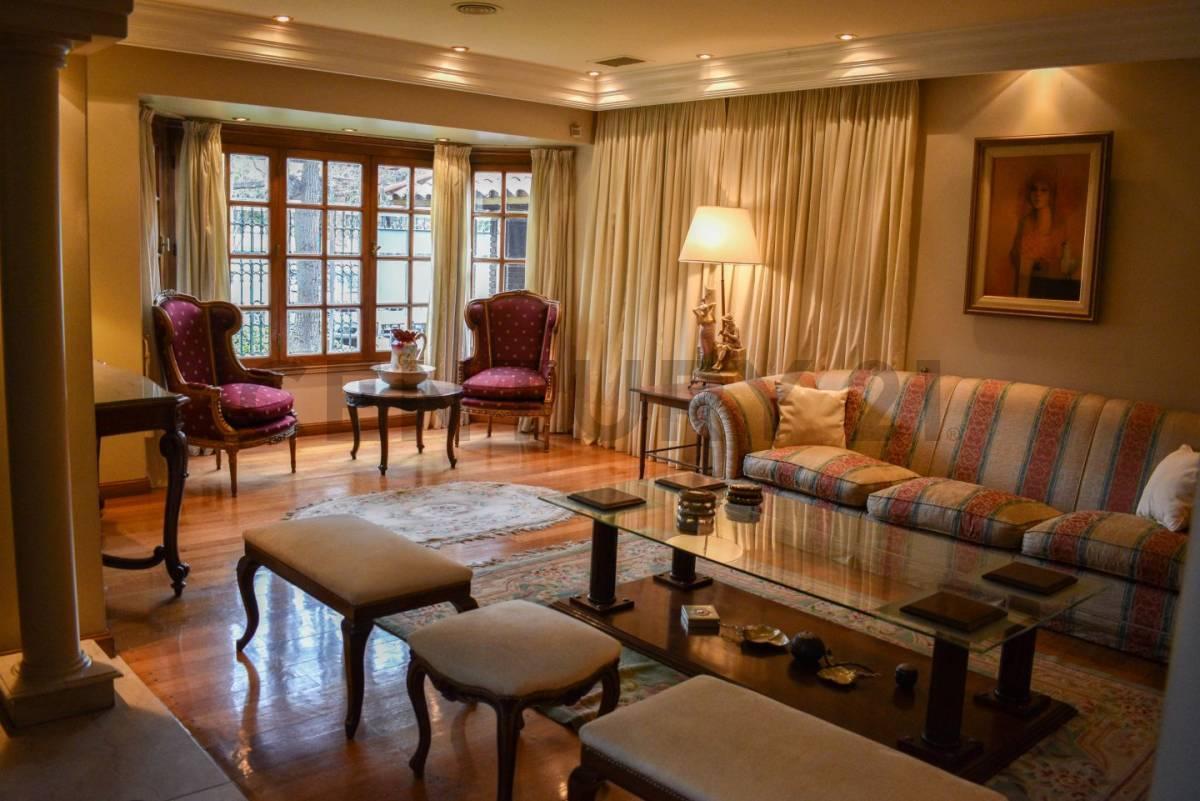 Foto de CASA DE CATEGORIA EN VENTA- FAMILIAR/COMERCIAL, imagen 5