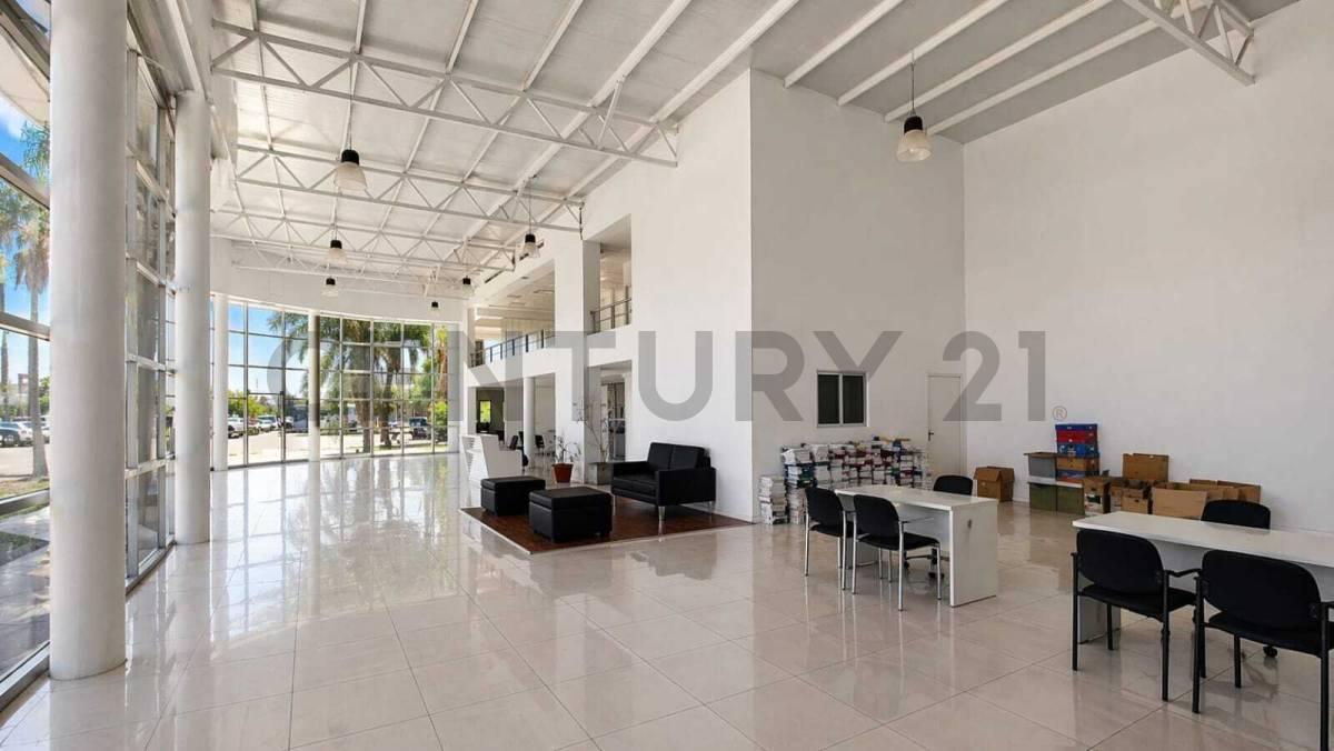 Foto de OFICINAS más SHOWROOM en ALQUILER sobre Rodiguez Peña, imagen 4