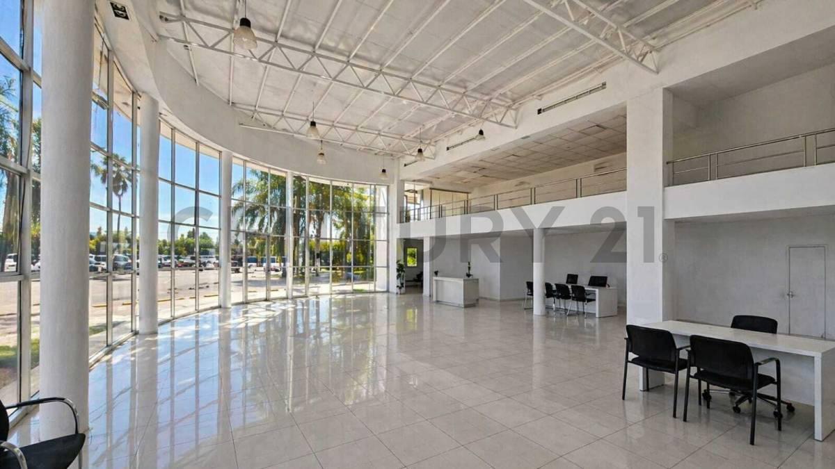 Foto de OFICINAS más SHOWROOM en ALQUILER sobre Rodiguez Peña, imagen 5