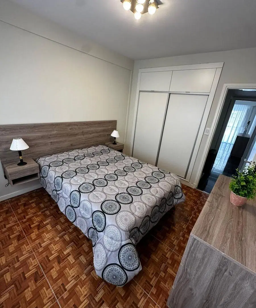 Departamento venta de 2 ambientes con balcón reciclado a nuevo 5