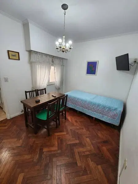 Departamento en venta de 2 ambientes en Plaza Colón 4