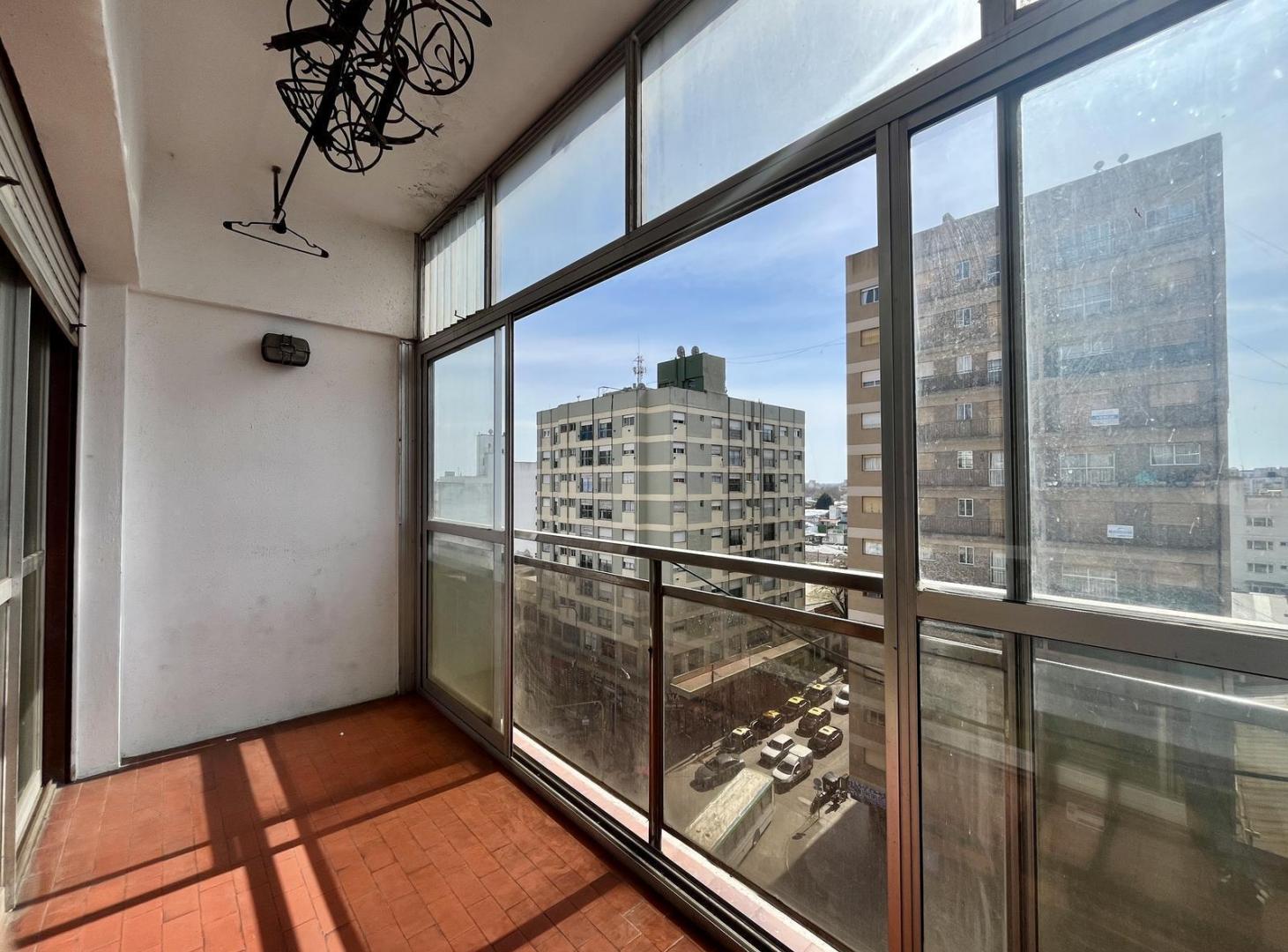 Foto de Departamento en venta de 4 ambientes con dependencia de servicio, imagen 4