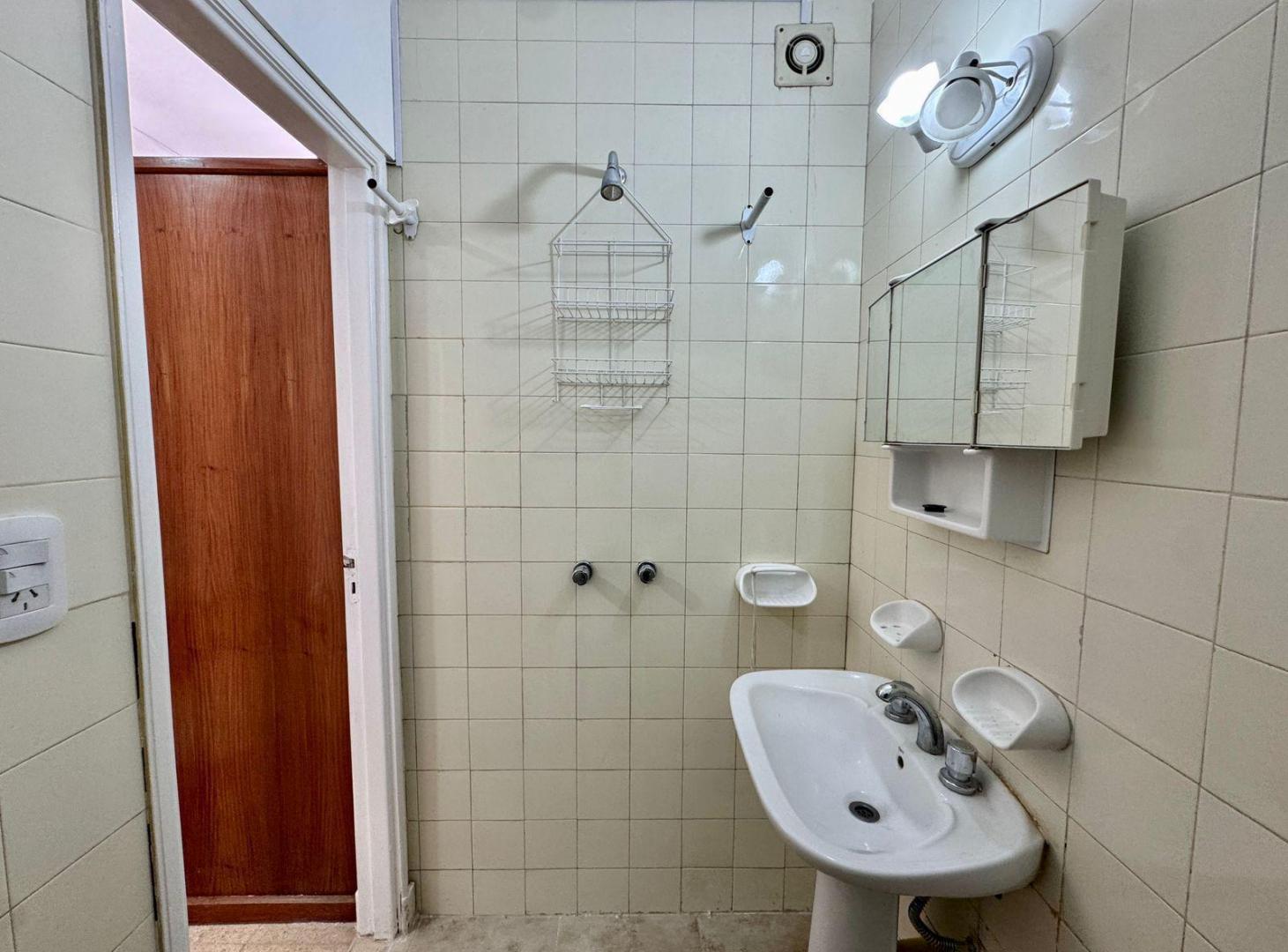 Foto de Oportunidad en venta 1 ambiente a la calle, imagen 4