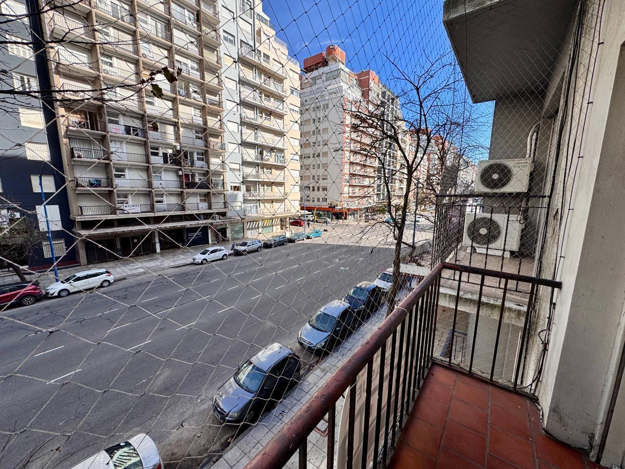 Foto de Oportunidad 2 ambientes a la calle, imagen 1