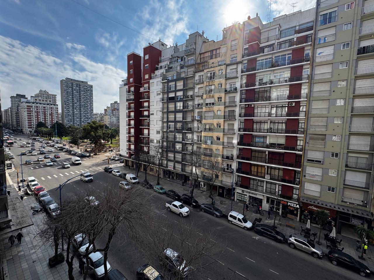 Foto de Departamento en venta de 2 ambientes en Plaza Colón, imagen 1