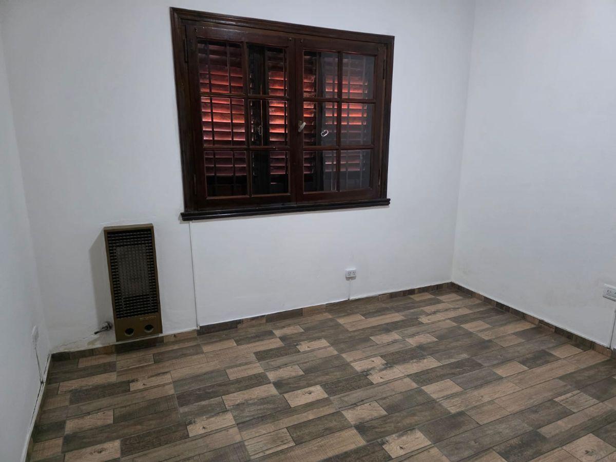 Foto de Casa de 3 dormitorios, escritorio VALOR $ 1.800.000, en alquiler en, imagen 3