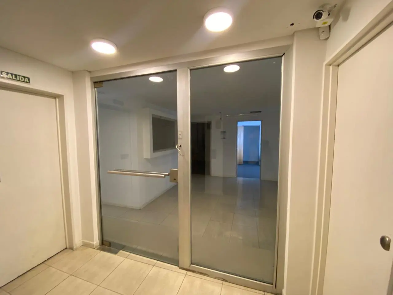 Alquiler de piso completo de oficinas en San Nicolas 2