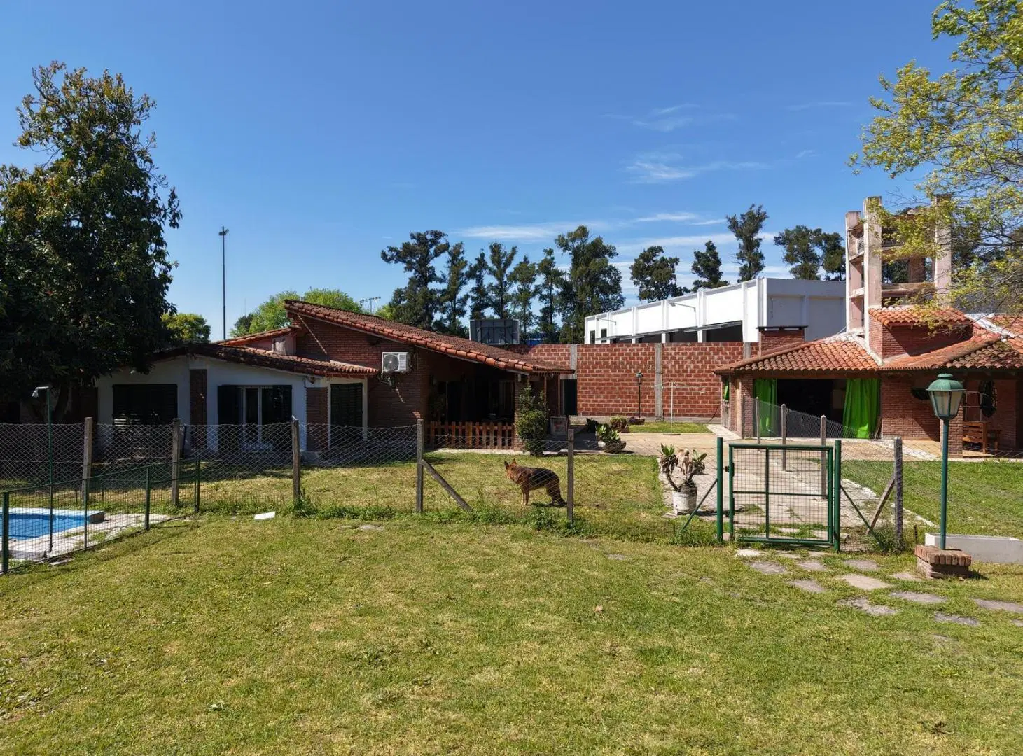 Venta | Predio | LOTE |  QUINTA | CASA | 2.600 m² |  galpón | piscina | inversión 4