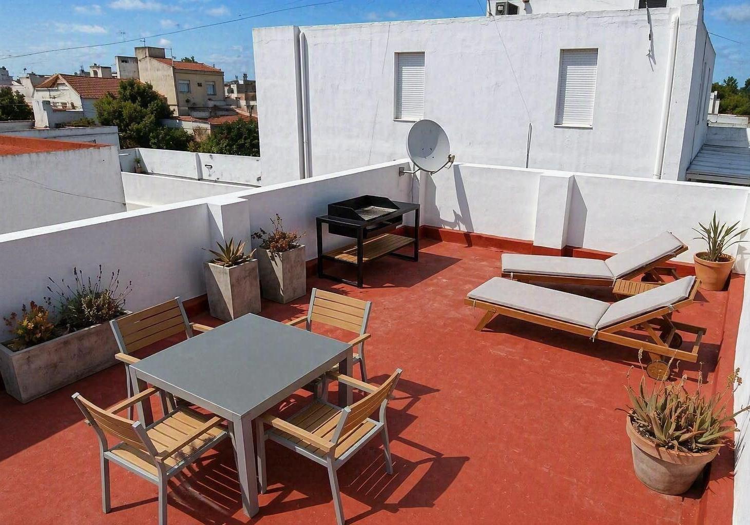 Foto de Viví como en una casa: 103 m², doble terraza y 2 plantas - VENTA PH PARQUE CHACABUCO, imagen 1