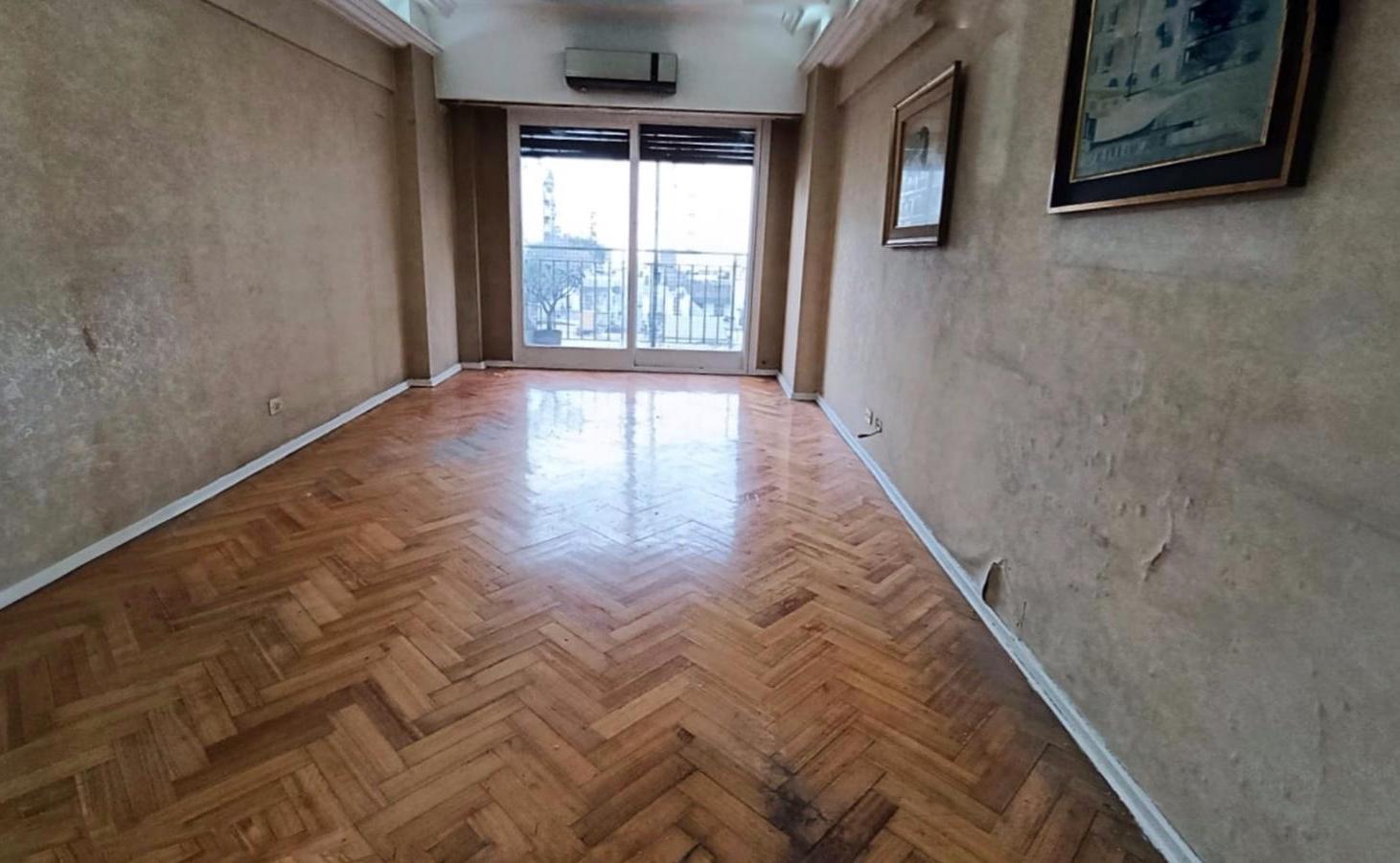 Foto de VENTA DEPARTAMENTO 3 AMBIENTES CON DEPENDENCIA | BALCÓN AL FRENTE, imagen 3