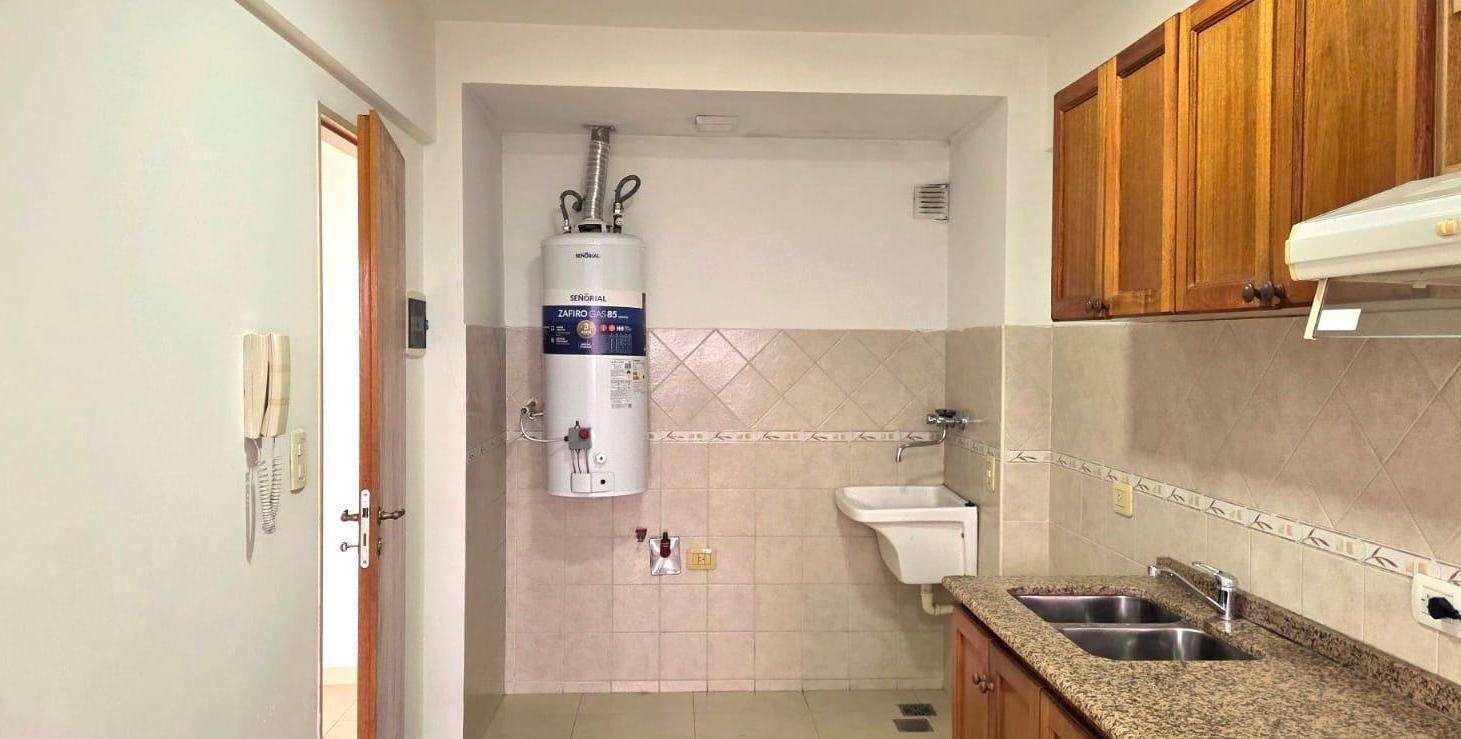 Foto de Departamento en venta 2 ambientes Castelar, imagen 1