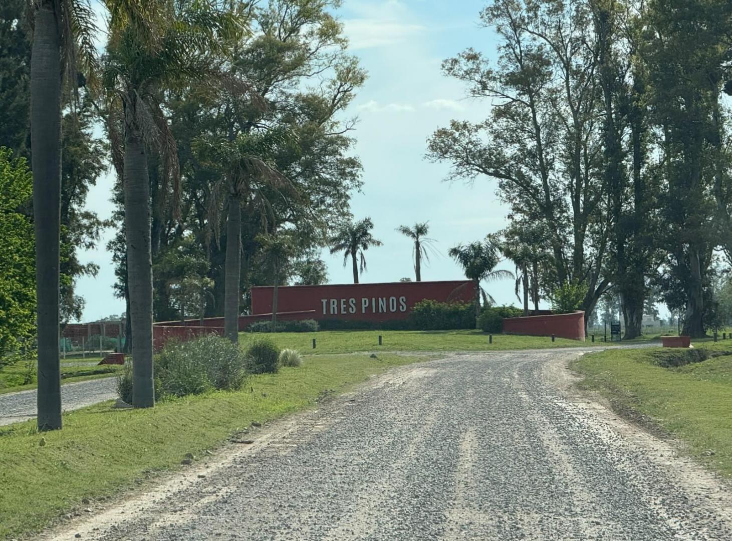 Foto de Venta de terreno - Los Tres Pinos, imagen 1