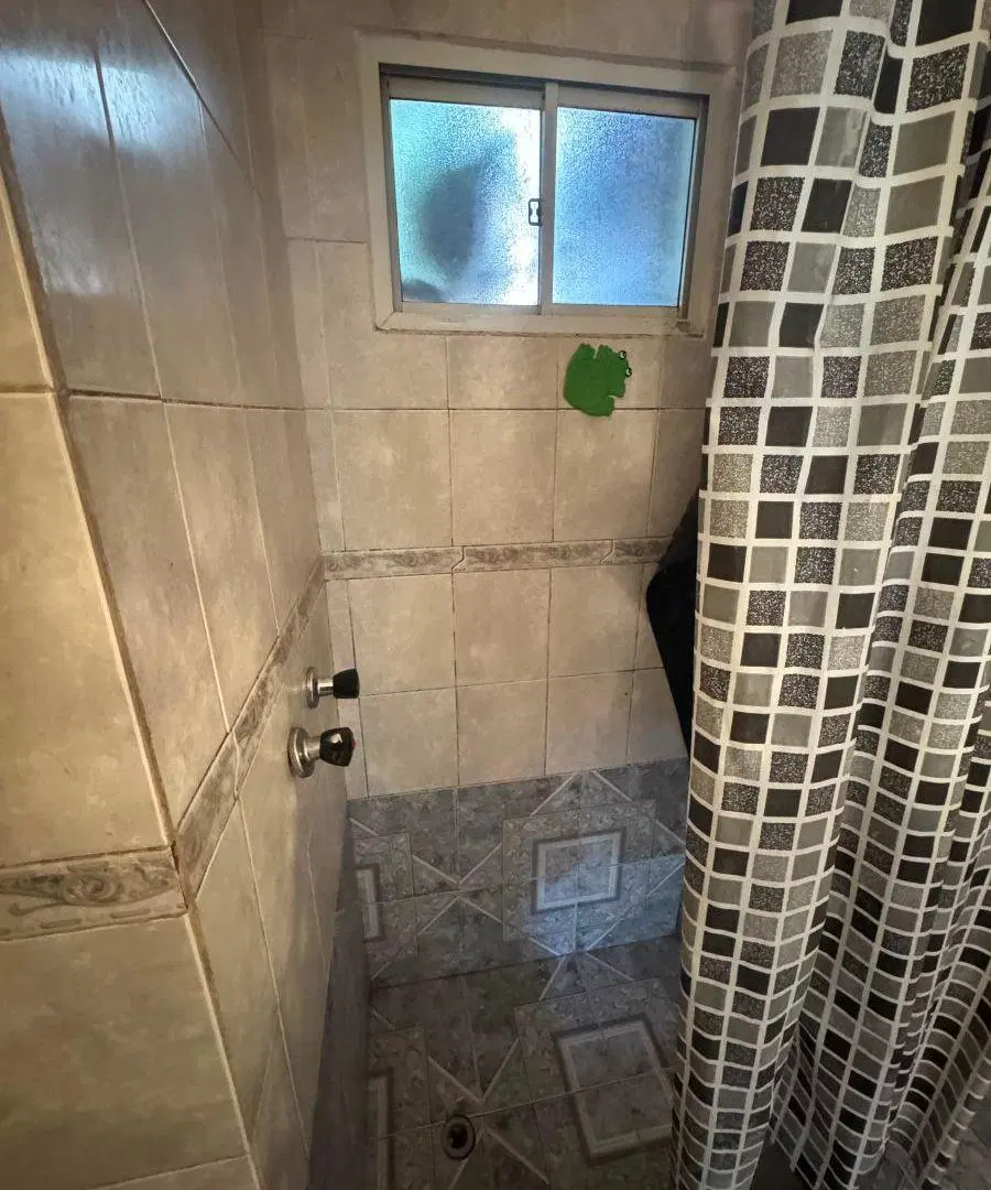 Venta Departamento 4 ambientes, 3er piso por escalera en barrio Rivadavia, Bajo Flores 2