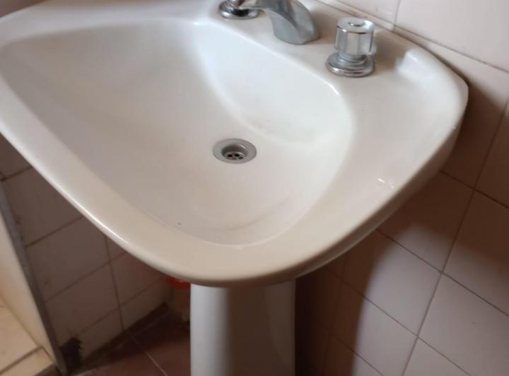 ALQUILO DPTO MONOAMBIENTE AMPLIO FTE PQUE LAS HERAS 5
